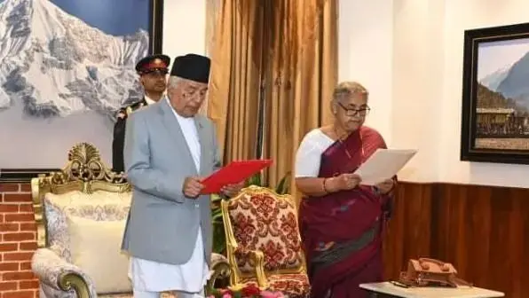 අරගලයකින් පසු බිහි වූ නව නේපාල අගමැතිනිය